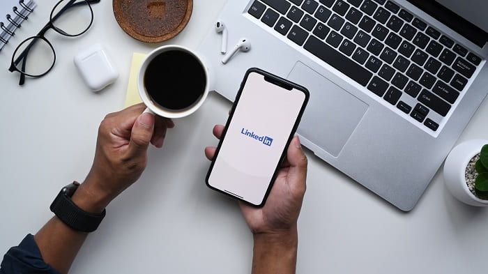 Come trovare lavoro su LinkedIn Come trovare lavoro su LinkedIn